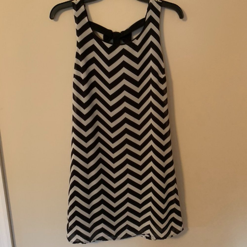 Black and White open back with Bows